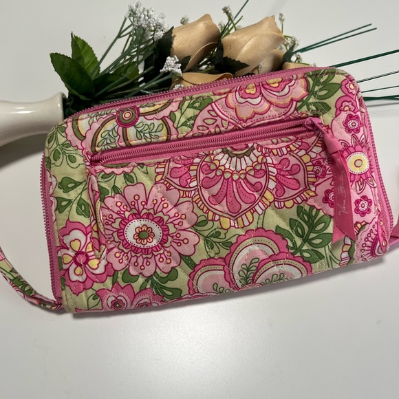 Vera Bradley Wallet - Picture 4 of 10